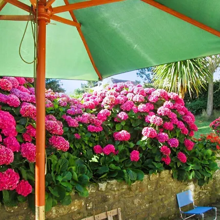 House With 3 Bedrooms In With Furnished Garden And Wifi 2 Km From The Beach בית נופש Bretteville